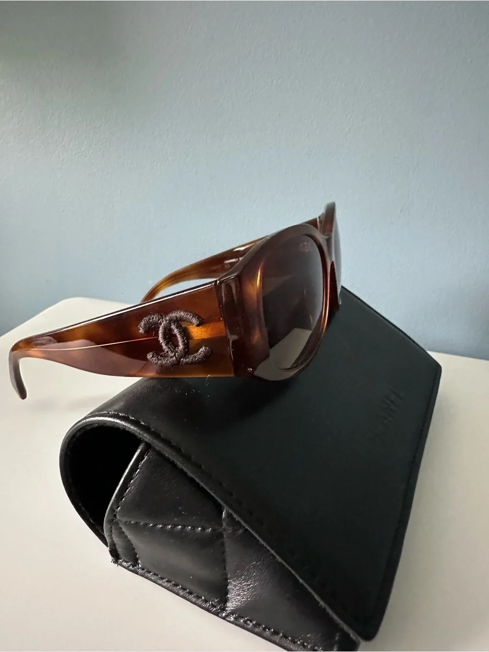 美品✨CHANEL Sunglasses Tortoiseshell Brown CHANEL | Accessories | Chanel Tortoiseshell Brown Logo Oversized